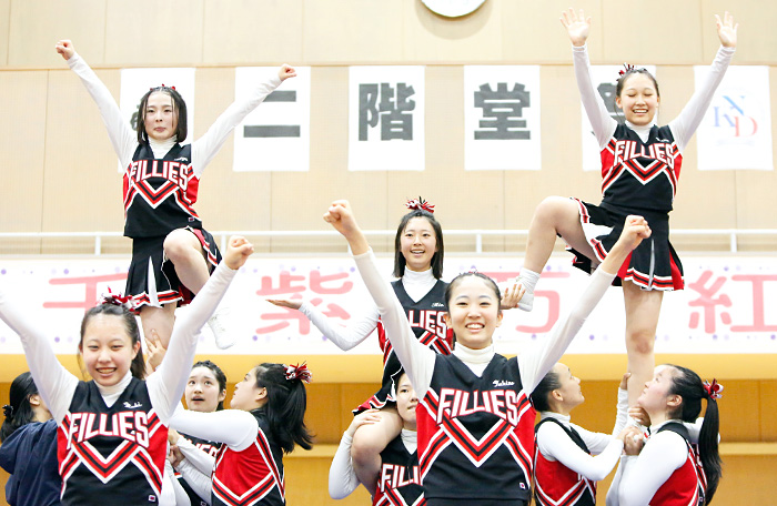 チアリーディング部 – 日本女子体育大学附属二階堂高校 – 日本女子体育
